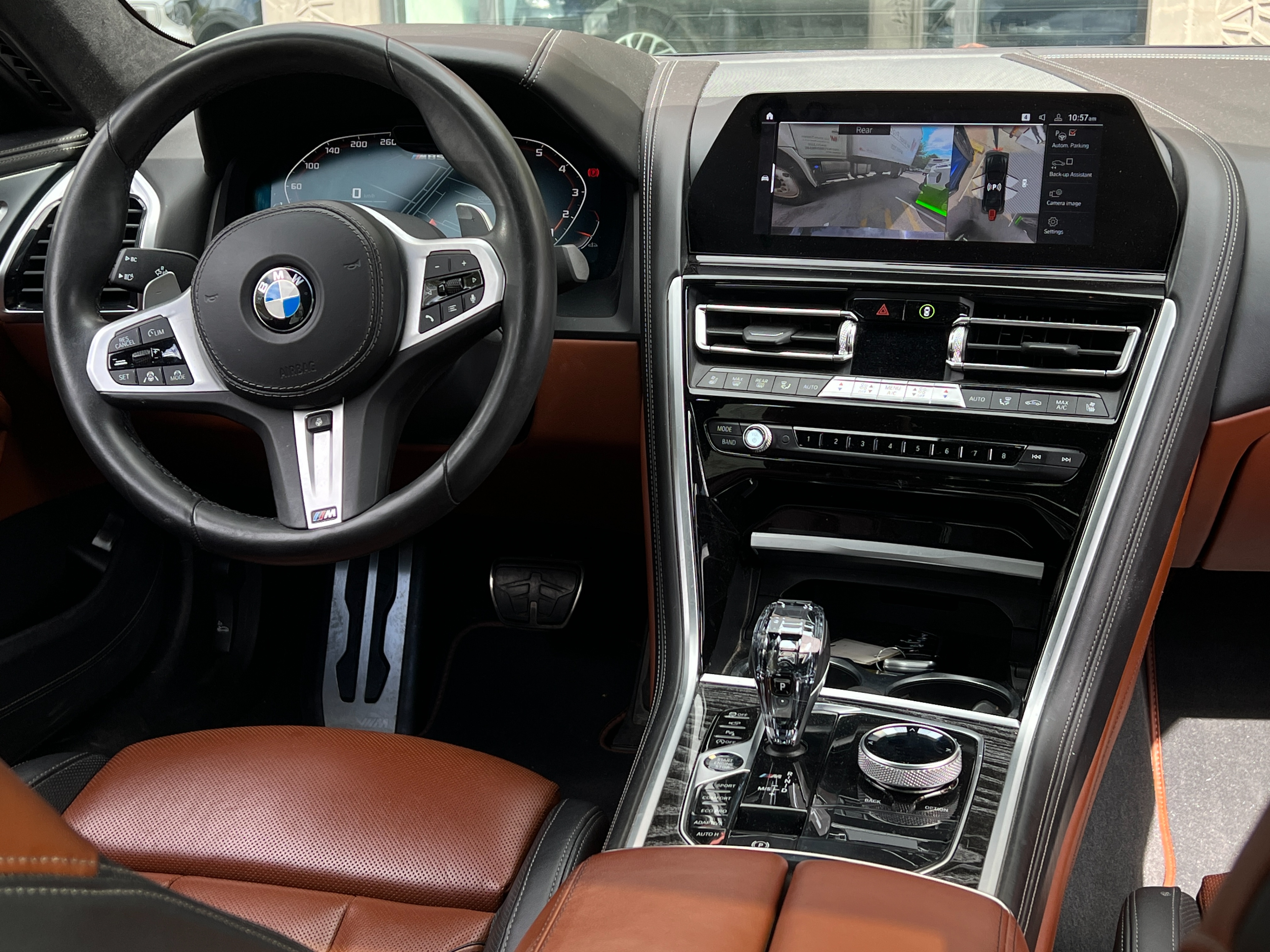 2020 BMW m850i - Image 16